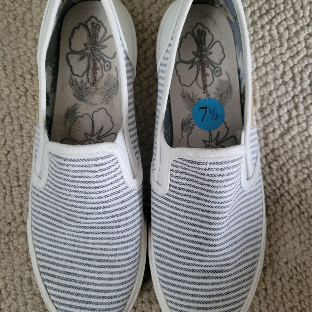 Tommy Bahama Slip on Sneaker - Picture 3 of 4